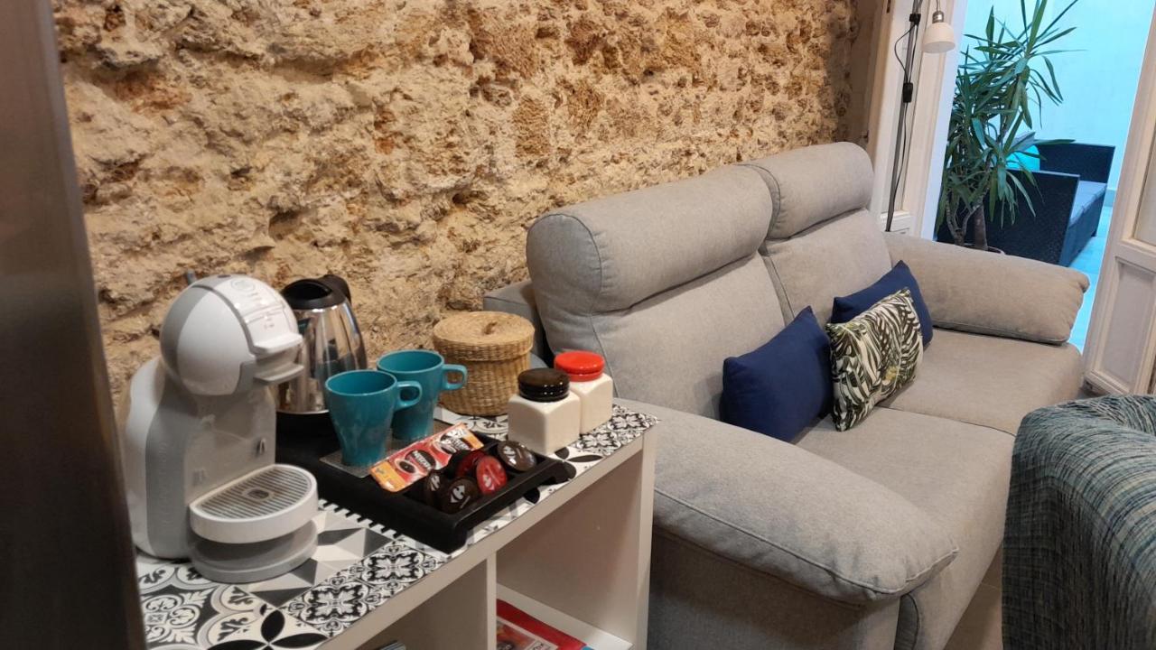 El Rincon Del Tio De La Tiza Apartment Cadiz Luaran gambar